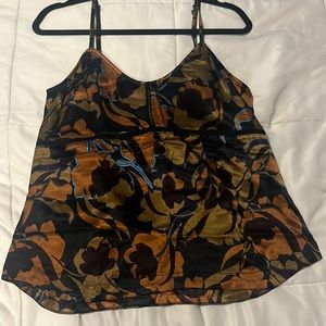 Silky tank